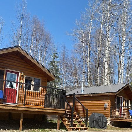 Rocky Mountain Cabins And Home Golden Exterior foto