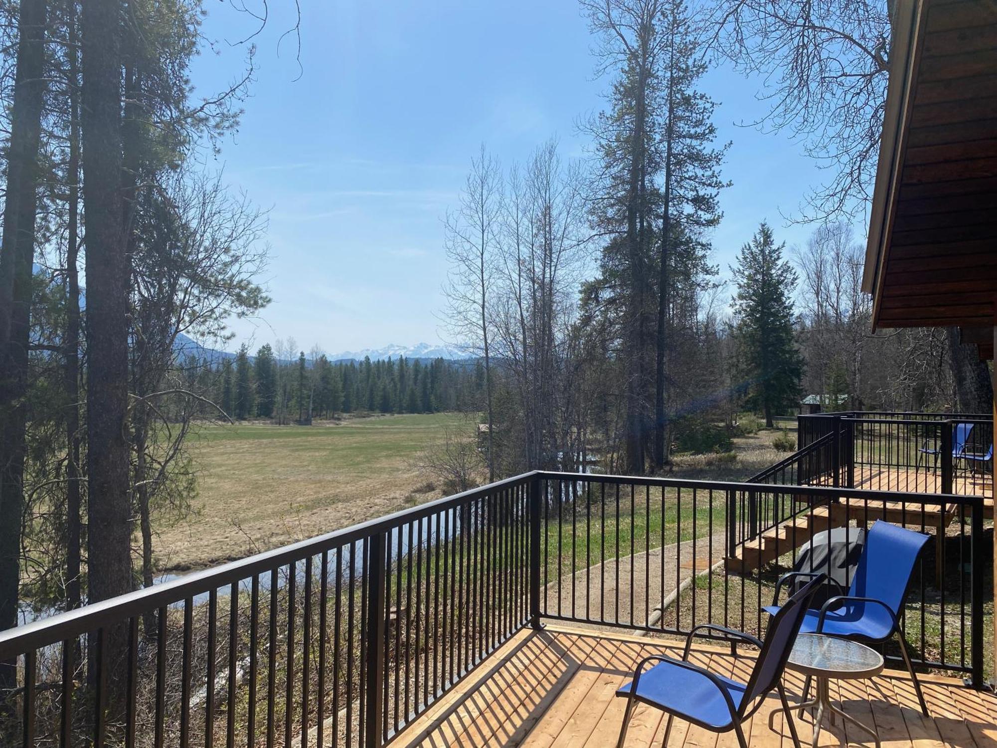 Rocky Mountain Cabins And Home Golden Exterior foto